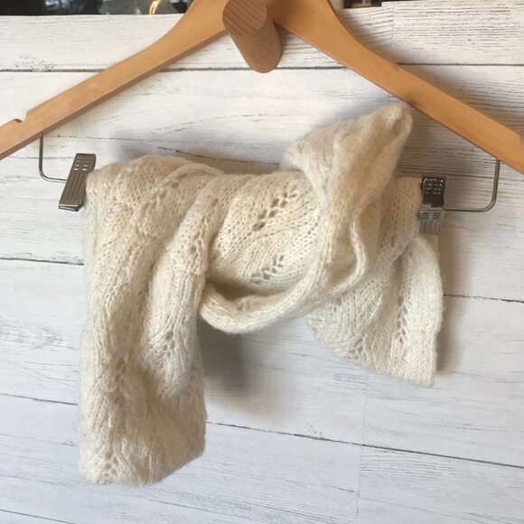 Crochet Scarf Womens One Size Ivory Knit Grandmacore Infinity Coastal Grandma - Picture 7 of 8